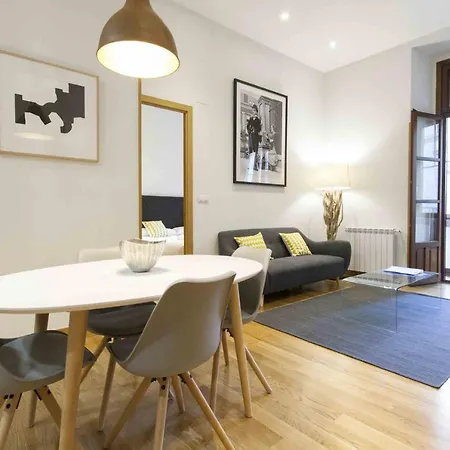 The Collection | Dream Apartment *